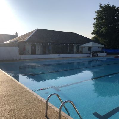 Moretonhampstead Pool - heated outdoor swimming on Dartmoor, Devon